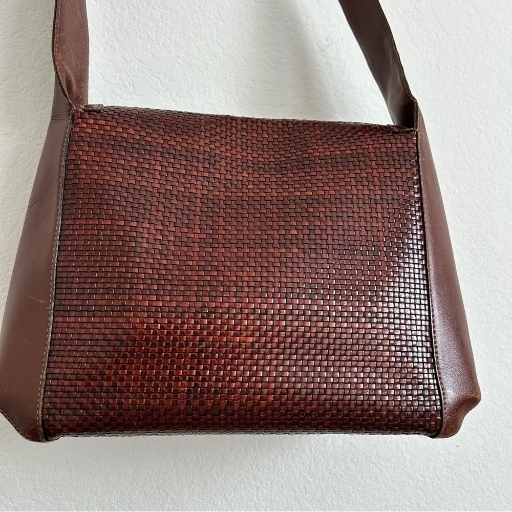 Bally Woven Leather Shoulder Handbag Rich Brown Late 90s/Early 2000s